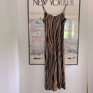NWOT Banana Republic silky slip dress in animal vibe print size 6